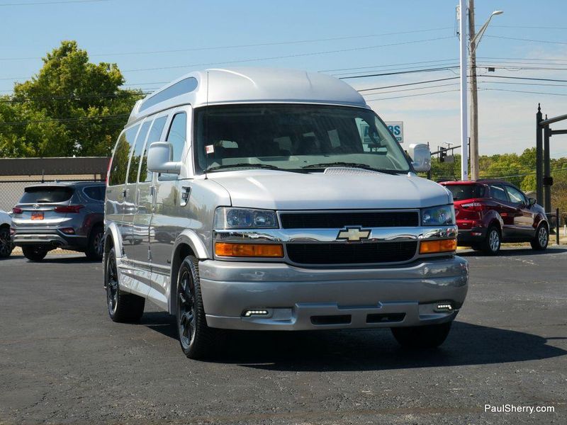 2023 Chevrolet Express 2500 Cargo photo 14
