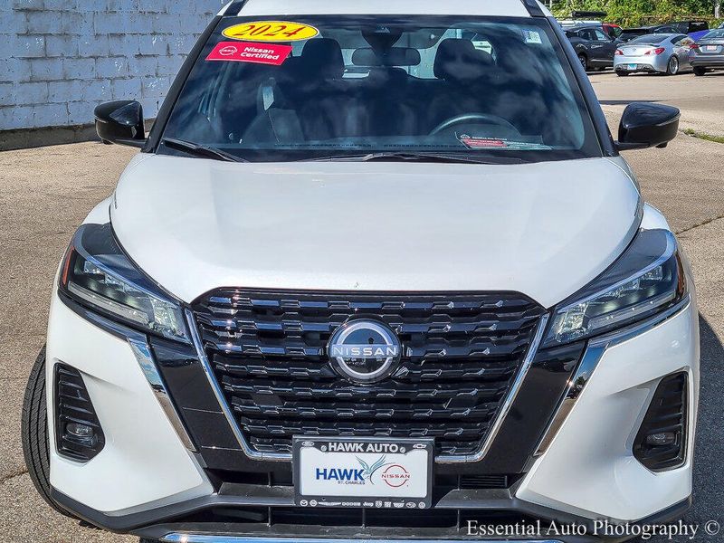 2024 Nissan Kicks SR photo 3
