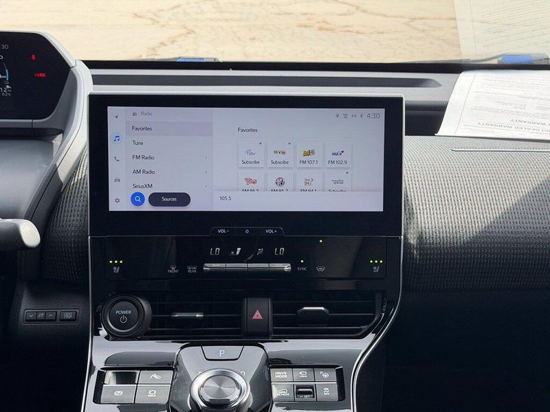Used 2023 Subaru Solterra TouringImage 21