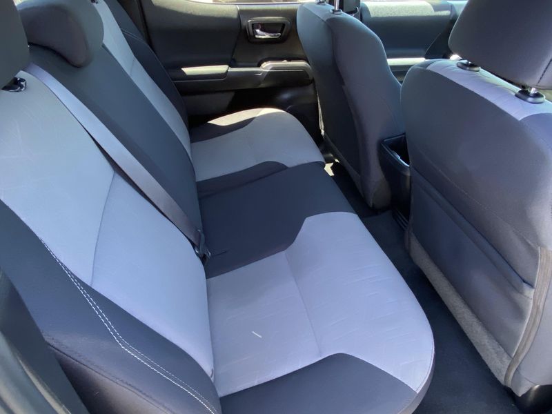 Used 2021 Toyota Tacoma TRD SportImage 12