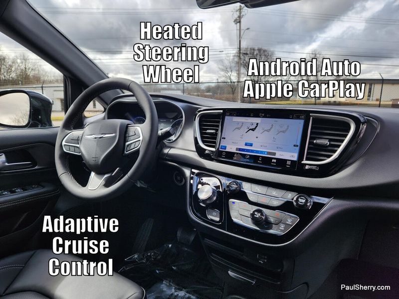 New 2026 Chrysler Voyager Lx