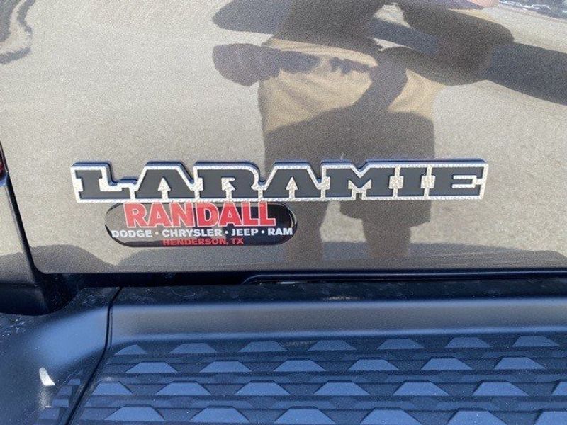 2022 RAM 2500 Laramie Crew Cab 4x4 6