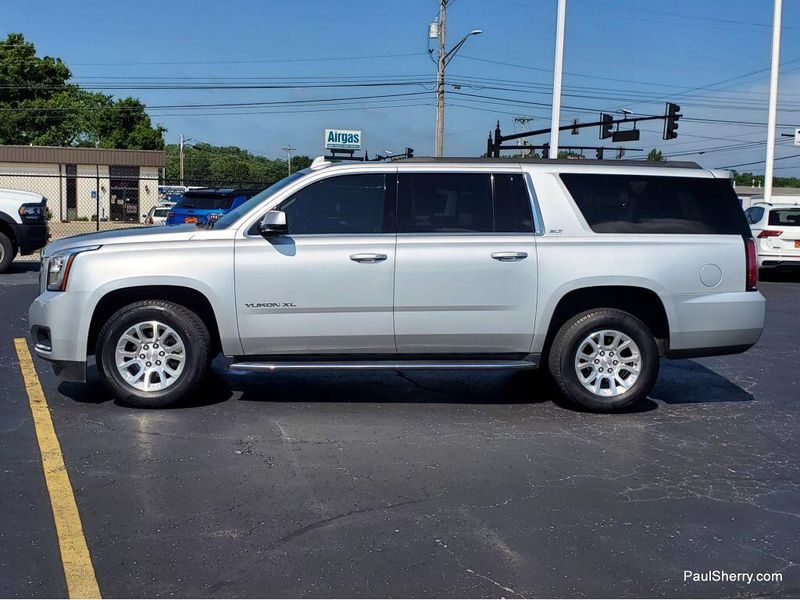 Used 2017 GMC Yukon XL SLTImage 10