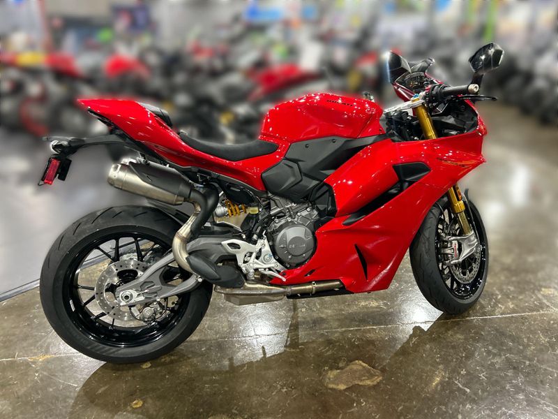 New 2026 Ducati PANIGALE V2 S Image 12