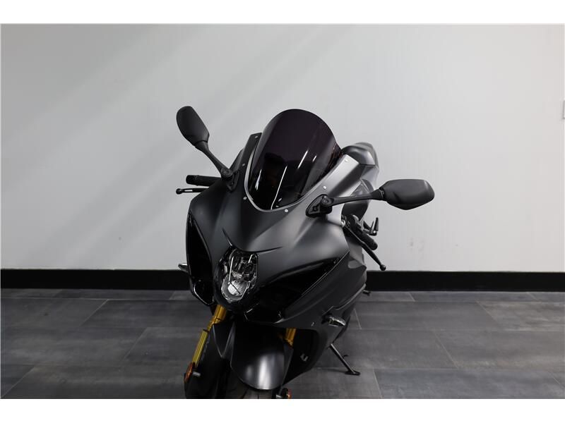 Used 2022 Suzuki GSXR1000R Image 7