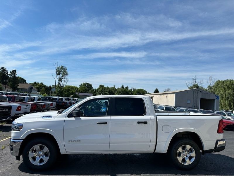 2025 RAM 1500 Big Horn Crew Cab 4x4 5