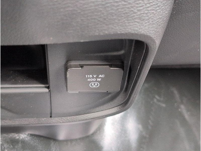 New 2026 RAM 2500 Tradesman Crew Cab 4x4 6