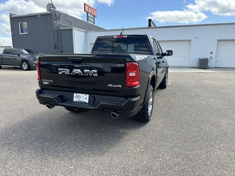 2025 RAM 1500 Big Horn Crew Cab 4x4 5