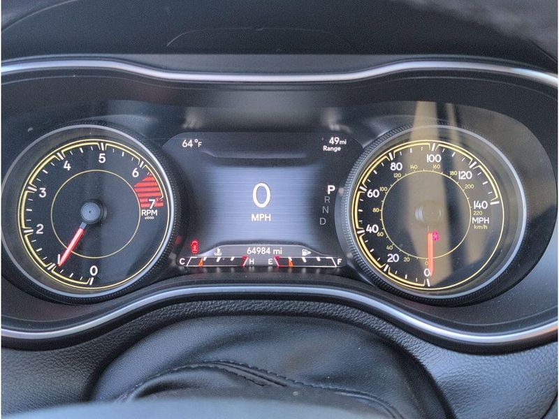 Used 2023 Jeep Cherokee Altitude LuxImage 21