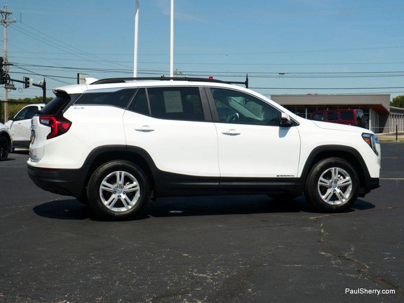 Used 2023 GMC Terrain SLE