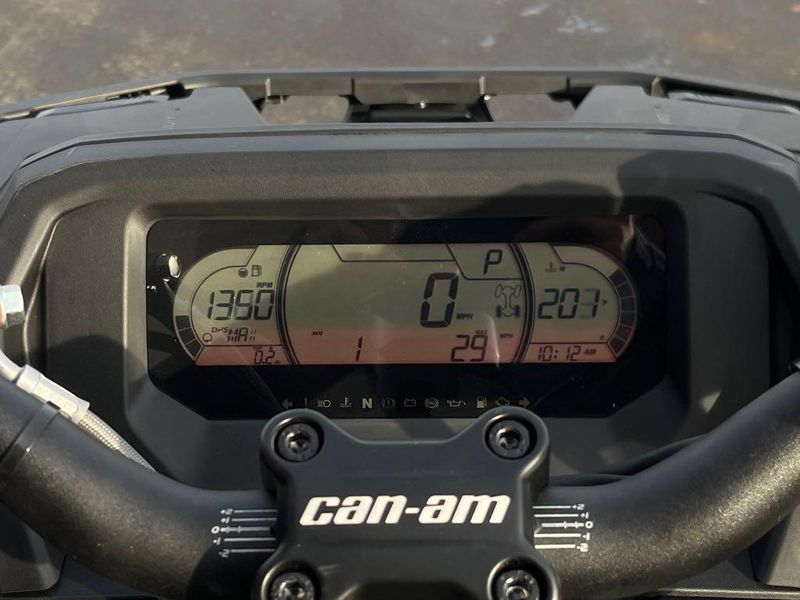 New 2026 Can-Am OUTLANDER BACKCOUNTRY 1000R 