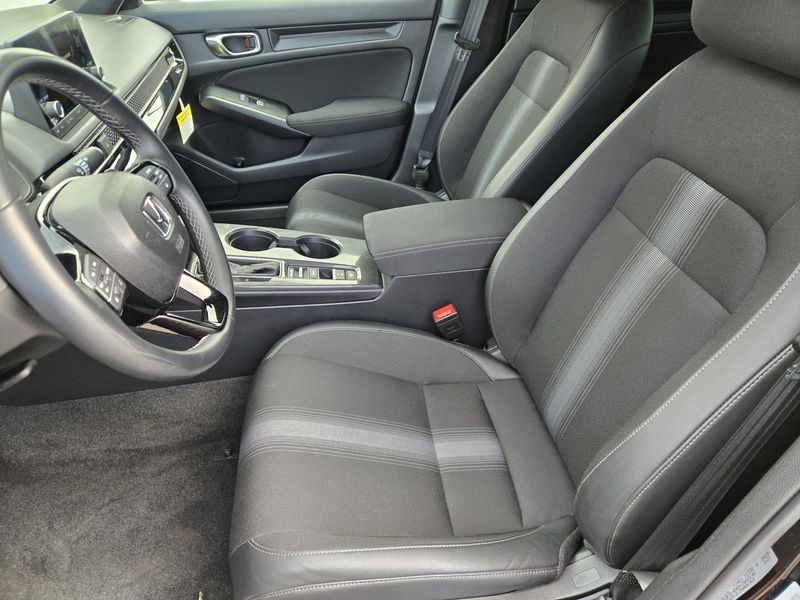 Used 2025 Honda Civic Sedan Sport CVT