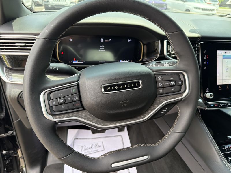 2022 Jeep Wagoneer Series IIIImage 41