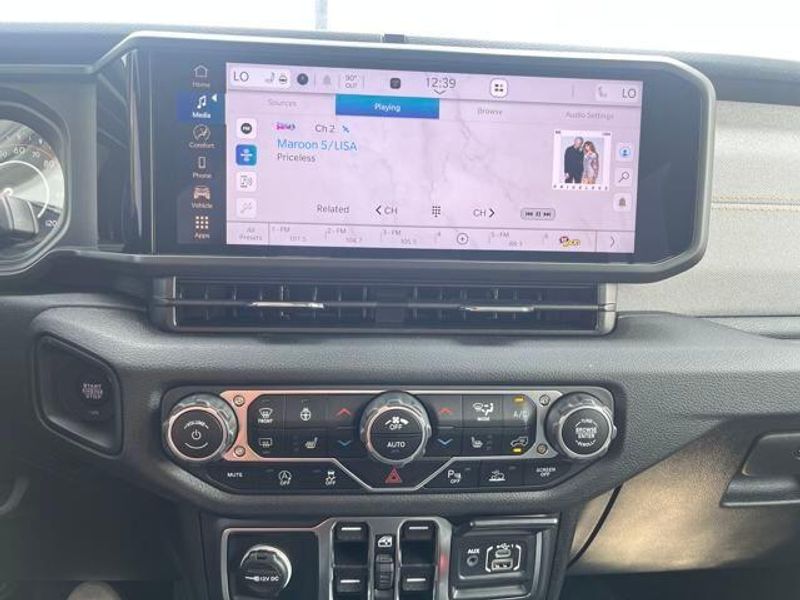 2025 Jeep Wrangler 4-door Willys