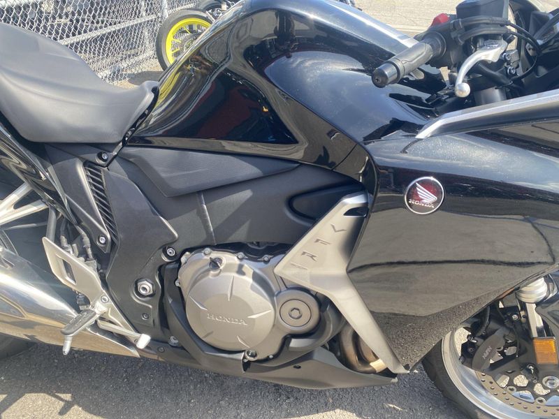 Used 2013 Honda VFR1200F Image 15