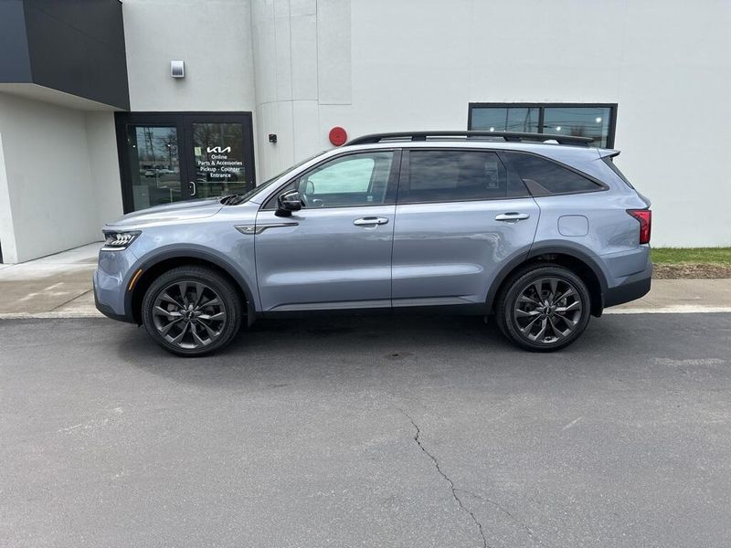 2022 Kia Sorento X-Line EXImage 1