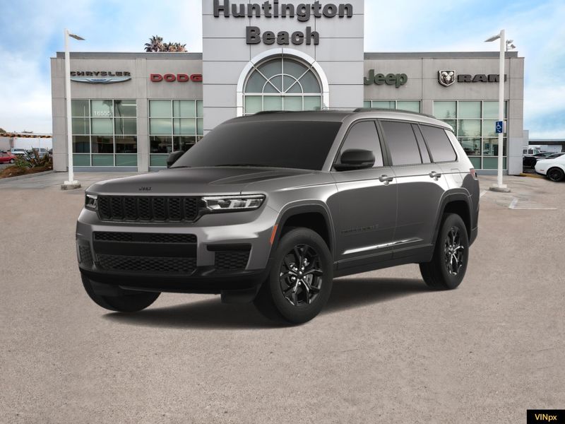 2024 Jeep Grand Cherokee L Altitude 4x2Image 1