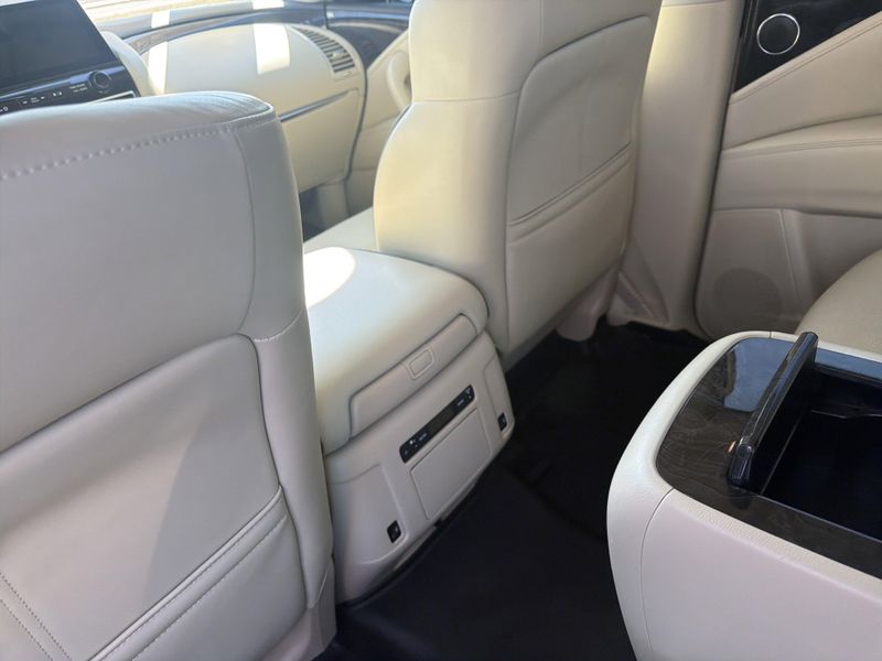 Used 2023 INFINITI QX80 LuxeImage 14
