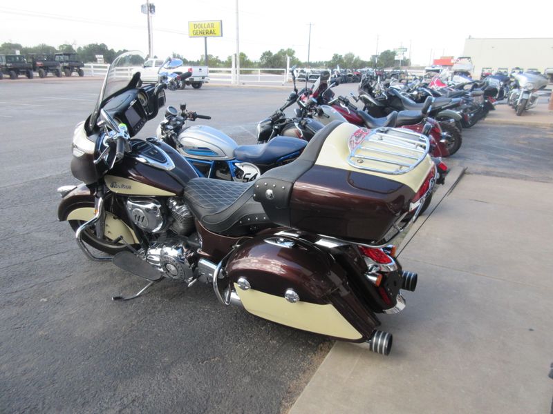 USED 2017 INDIAN MOTORCYCLE ROADMASTER Image 6