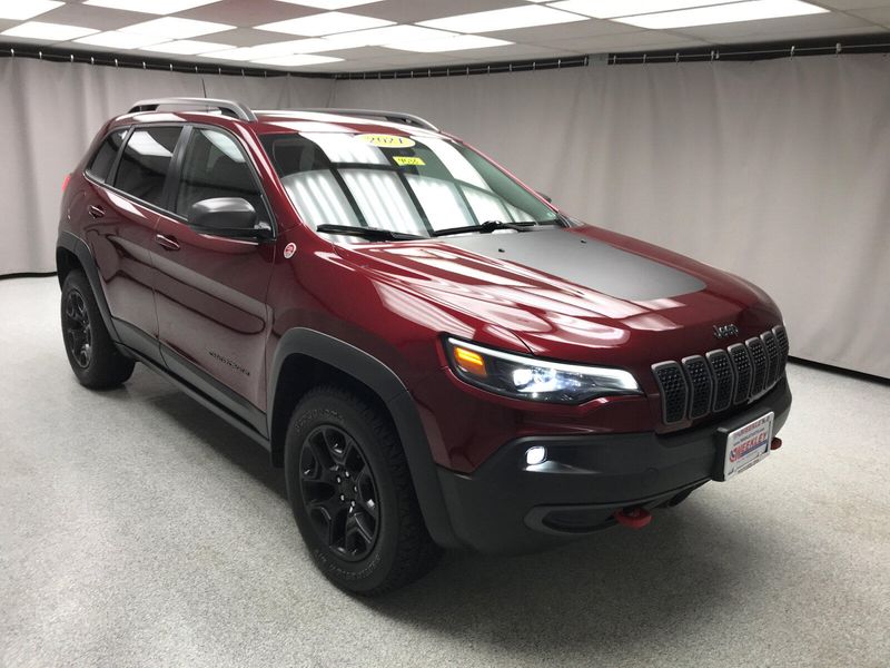 Used 2021 Jeep Cherokee TrailhawkImage 23