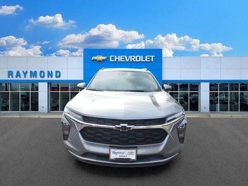 New 2026 Chevrolet Trax LTImage 9