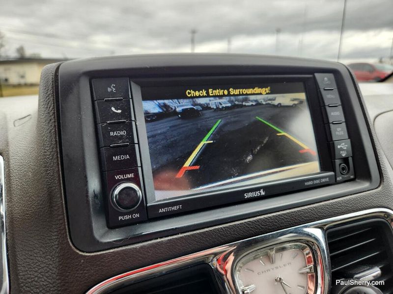 Used 2014 Chrysler Town & Country Touring