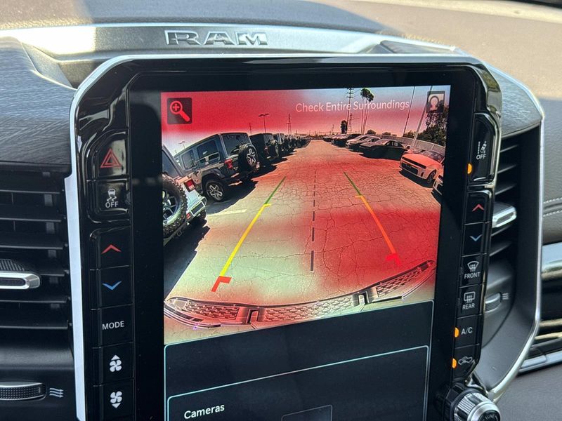 New 2026 RAM 1500 Laramie Crew Cab 4x4 5'7' Box
