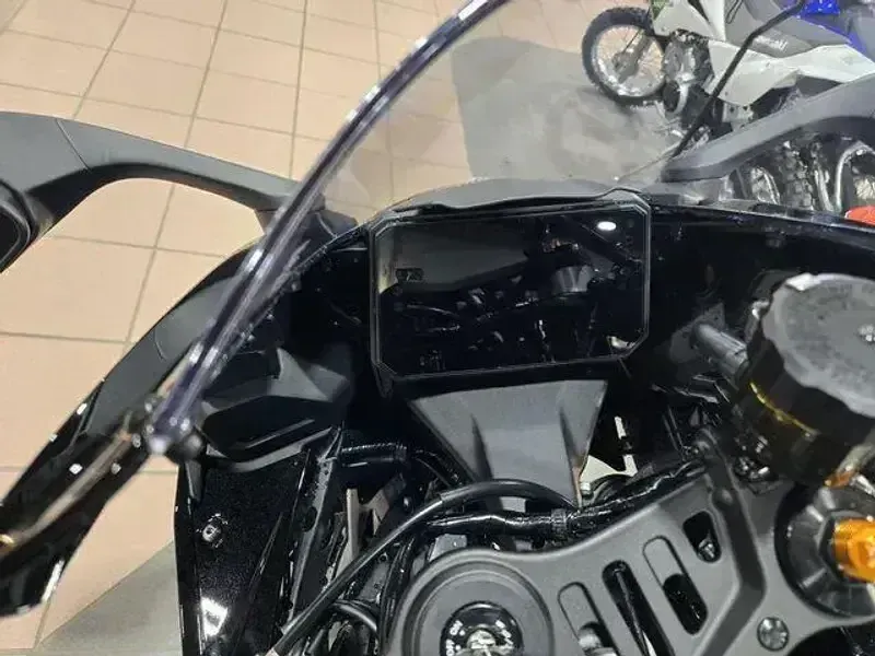 NEW 2026 YAMAHA YZFR7 Image 11