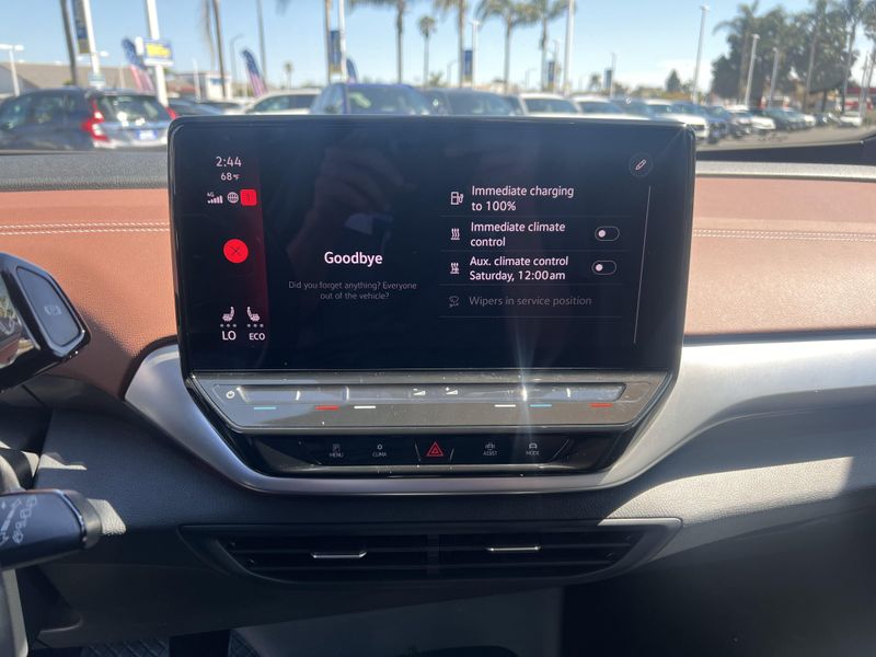 2021 Volkswagen ID.4 Pro SImage 16