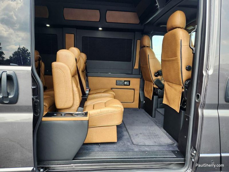 New 2024 RAM Promaster 2500 Slt+ Window Van High Roof 159