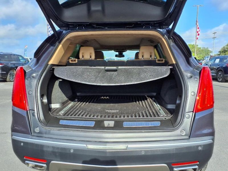2018 Cadillac XT5 Platinum photo 5
