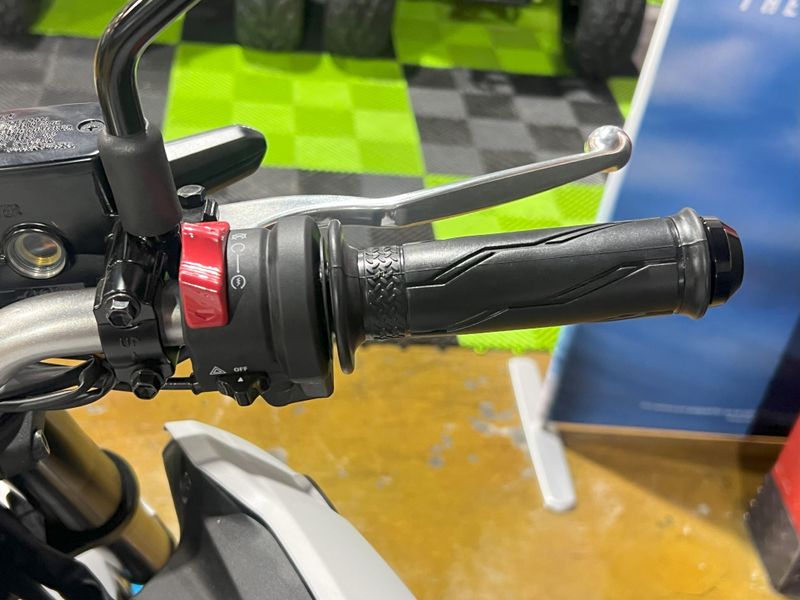 2025 Yamaha MT-03 Image 9