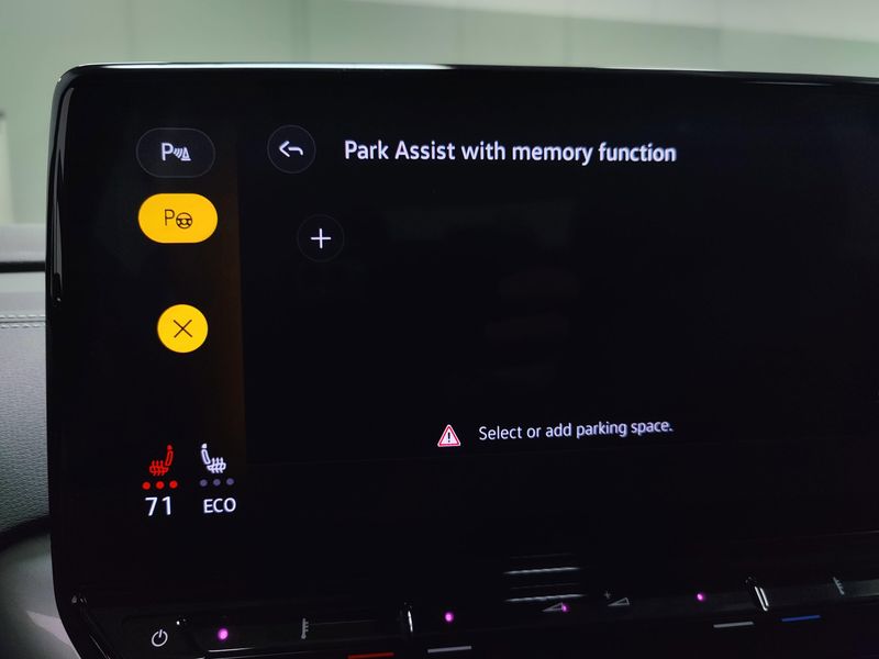 Used 2023 Volkswagen ID.4 Pro S Glass Roof 82kw Long RangeImage 24