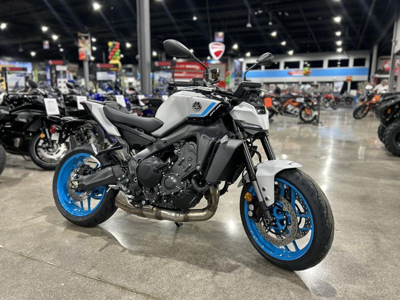 2025 Yamaha MT-09 Image 1