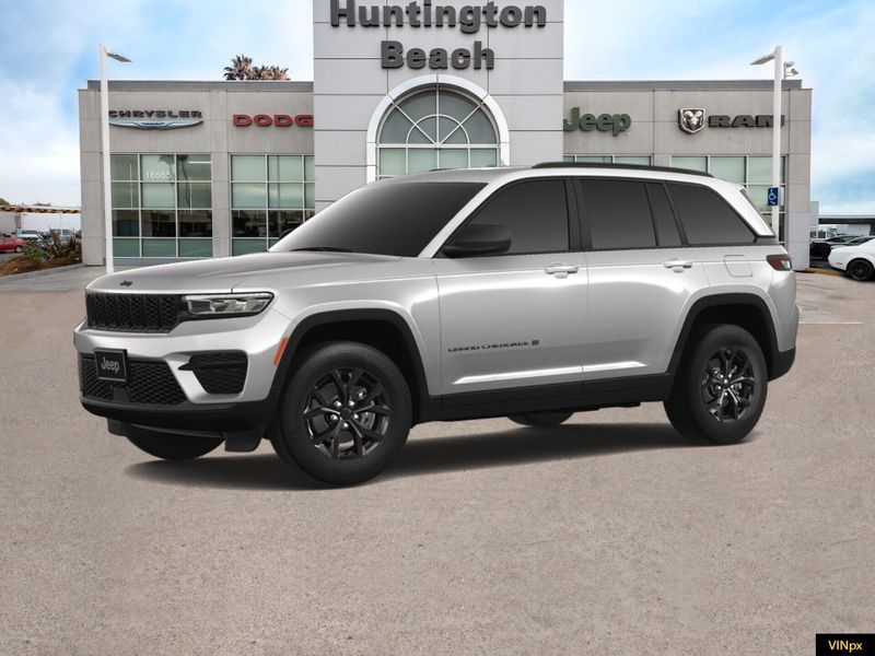 2025 Jeep Grand Cherokee Altitude X 4x2Image 2