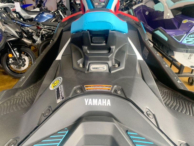 New 2025 Yamaha JETBLASTER DLX (2UP) Image 3