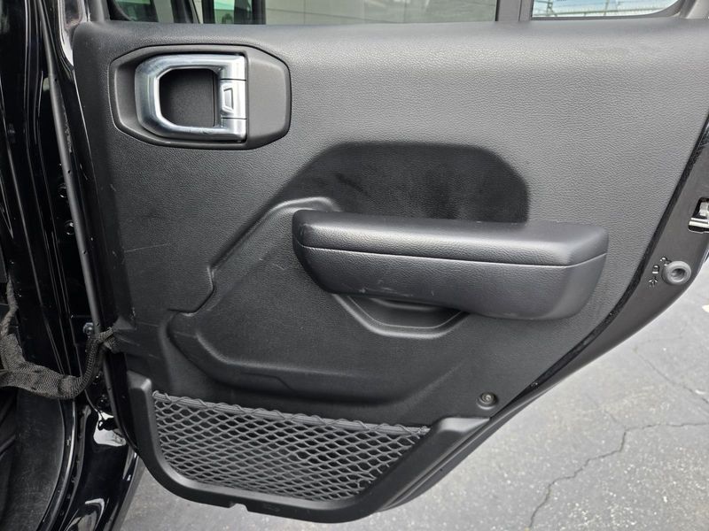 Used 2020 Jeep Gladiator Sport S 4x4