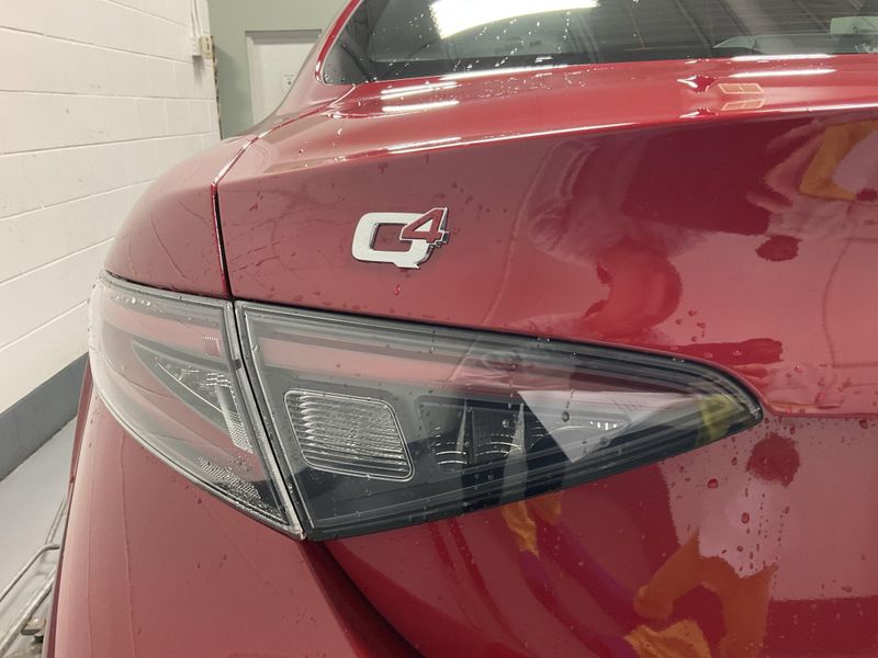 New 2025 Alfa Romeo Giulia AwdImage 3