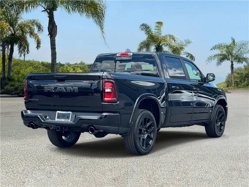 New 2026 RAM 1500 Laramie Crew Cab 4x2 5'7' Box