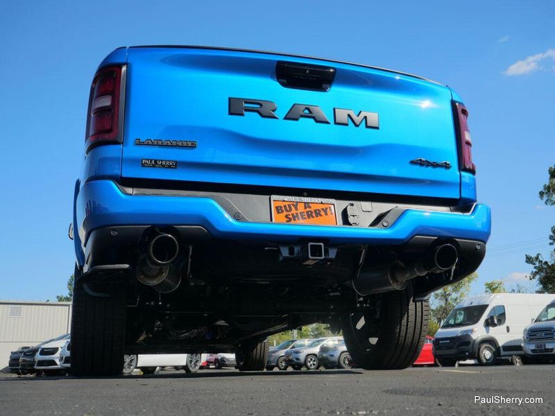 2026 Ram 1500 Laramie photo 4