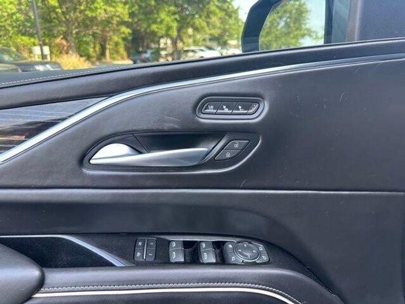 2023 Cadillac Escalade AWD V-Series