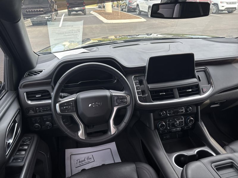 Used 2022 Chevrolet Suburban Z71Image 21