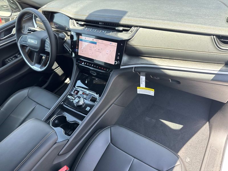 New 2026 Jeep Grand Cherokee 85th Anniversary Edition 4x4