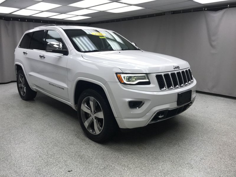 Used 2016 Jeep Grand Cherokee OverlandImage 17