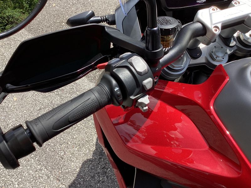 2025 Triumph Tiger 1200 GT Pro 