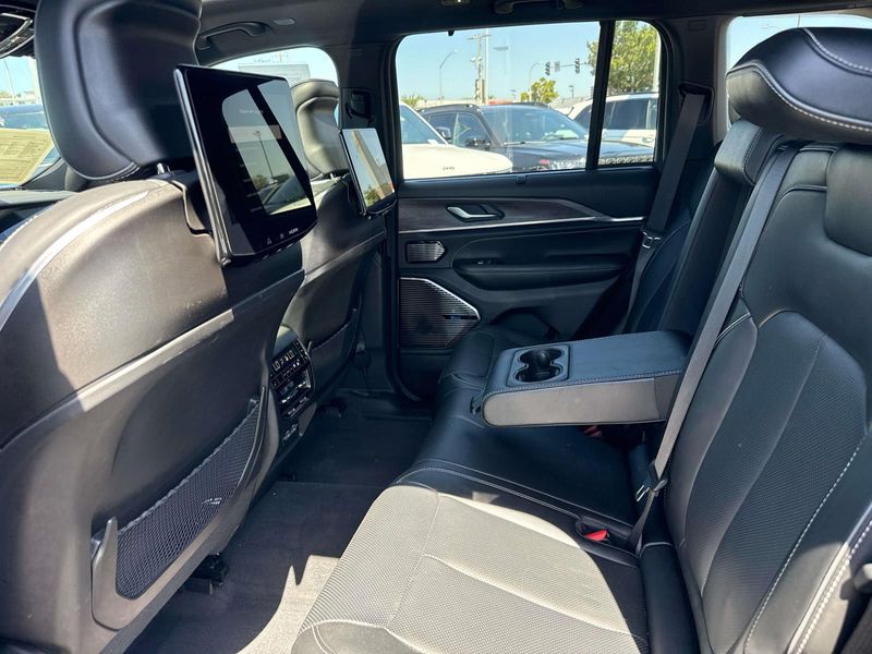 New 2023 Jeep Grand Cherokee Overland 4xe