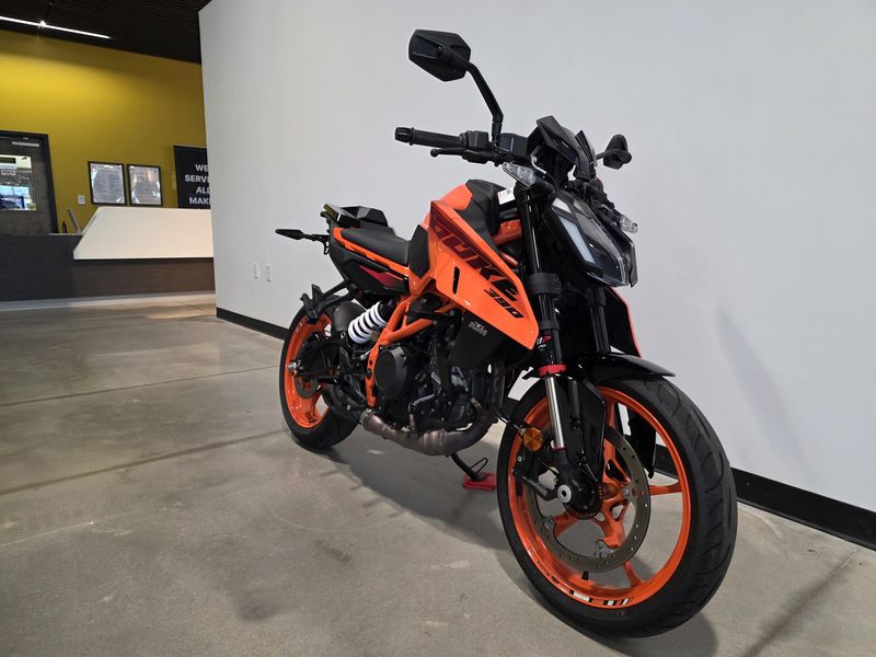 2024 KTM 390 Duke