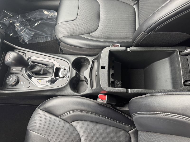 Used 2022 Jeep Cherokee LimitedImage 23