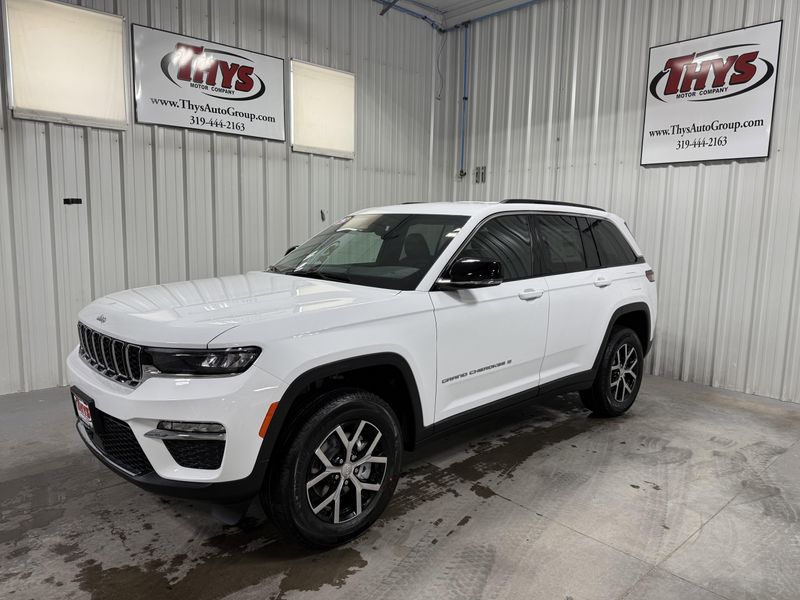 New 2025 Jeep Grand Cherokee Limited 4x4Image 19