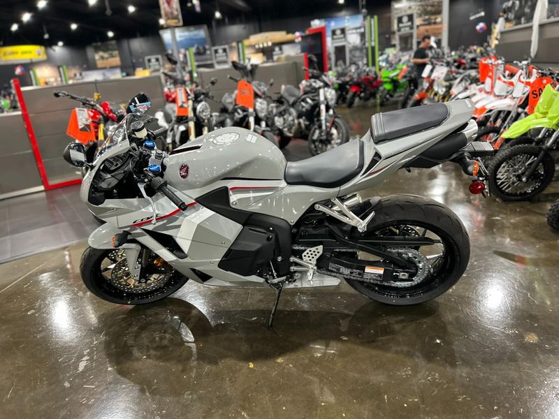 New 2026 Honda CBR600RR Image 20
